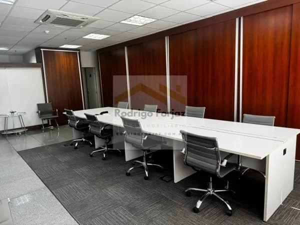Sala LOCAÇÃO, 100% MOBILIADA, 110 m² - ALPHAVILLE - ED. CEA 01 - PRÓX ROD. CASTELLO BRANCO, 02 VAGAS