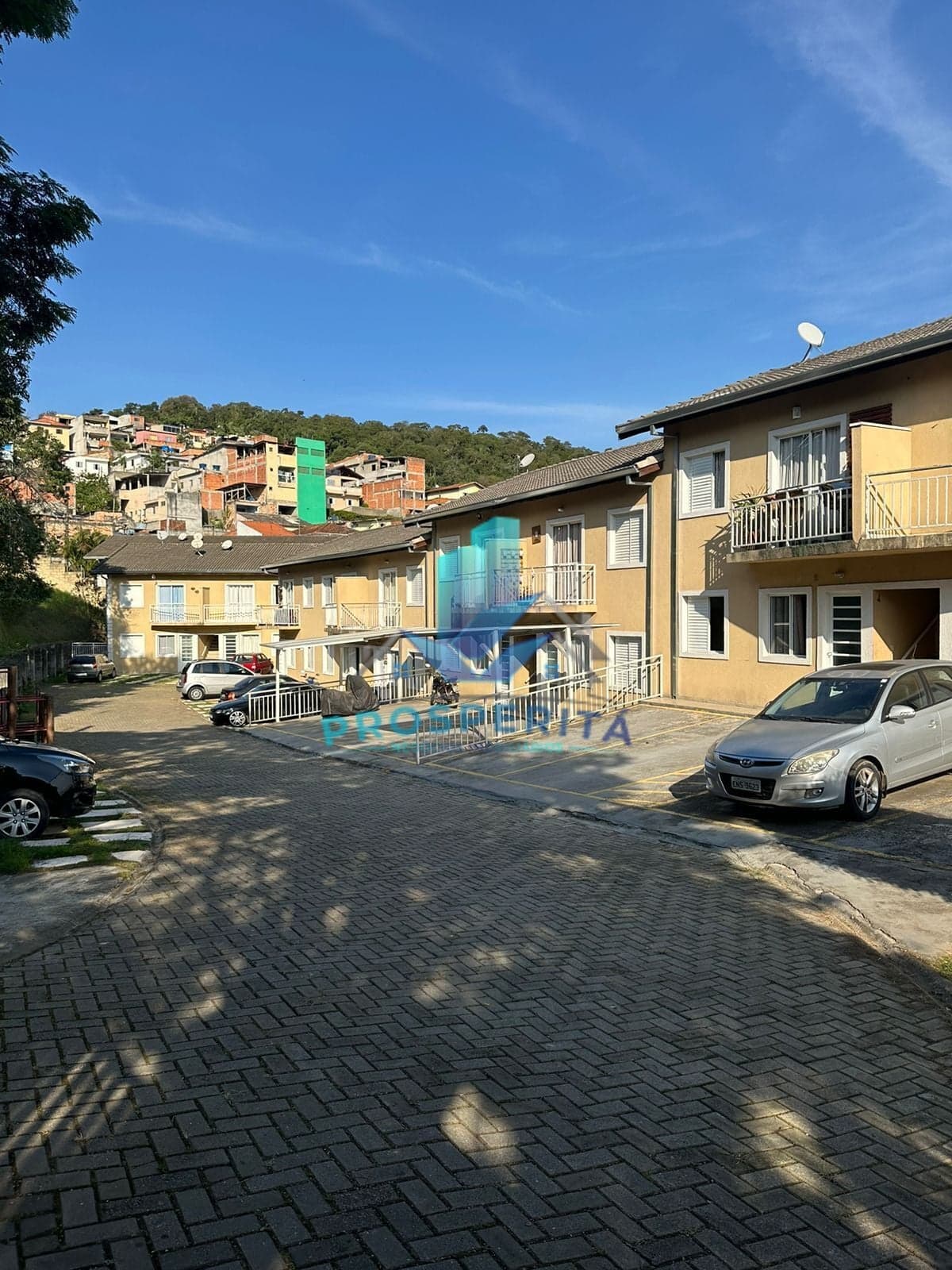 Casa Sobreposta - Venda - Resid Colinas - Cotia/SP