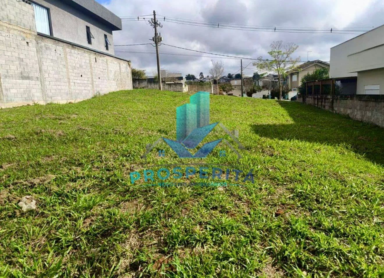 Terreno à venda – Cond. Terras de Santa Adélia - Vargem Grande Paulista/SP