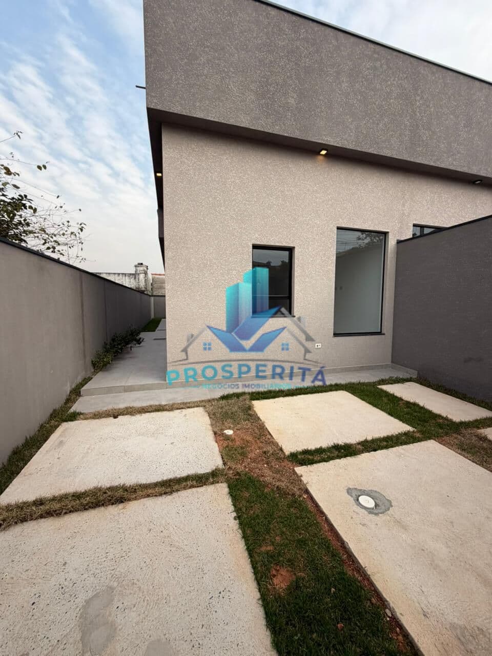 Casa nova à venda - Jardim Europa - Vargem Grande Paulista/SP