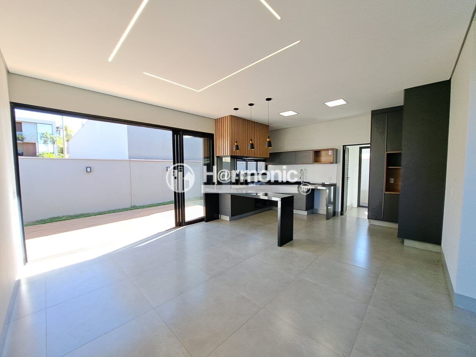 Casa térrea no Condomínio Quinta dos Ventos