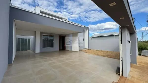 Linda casa