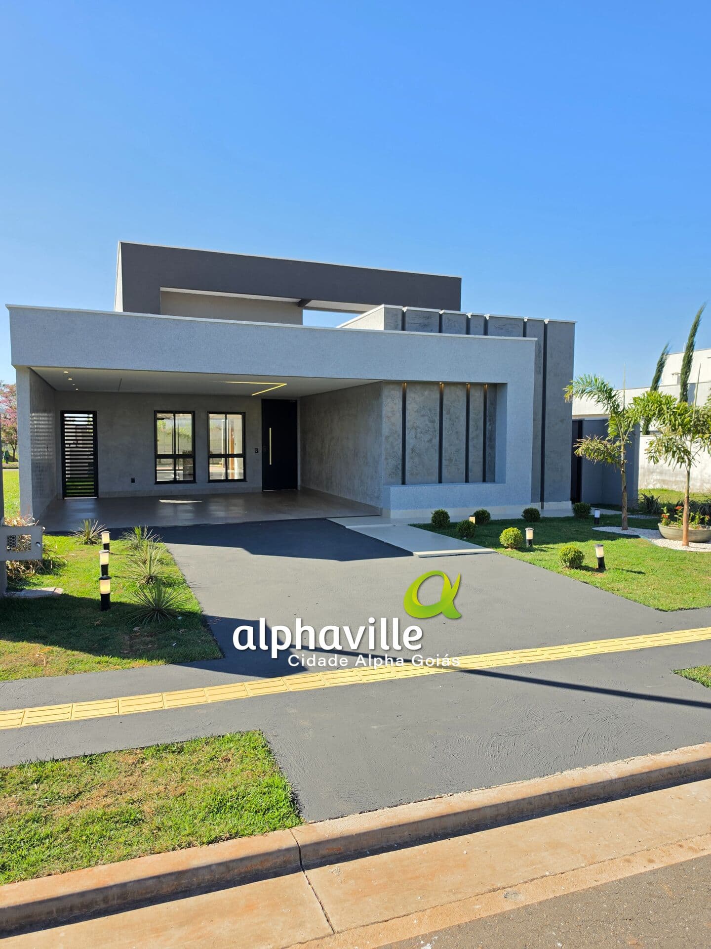 Casa em Senador Canedo - Terras Alpha Residencial 1