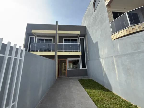 Sobrado à Venda – 2 Suítes | Rio Bonito – Campo de Santana | Curitiba