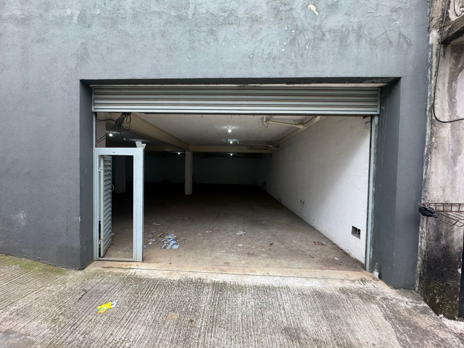 Salão comercial Padrão para Aluguel em Jardim Santo Expedito Guarulhos-SP