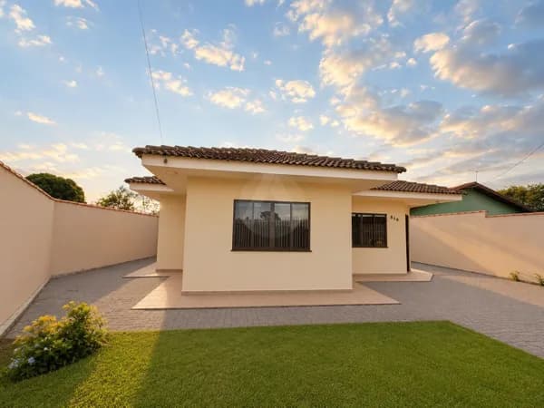 🏡 Ampla Casa à Venda na Vila Vista Alegre – Campo Largo/PR 🏡