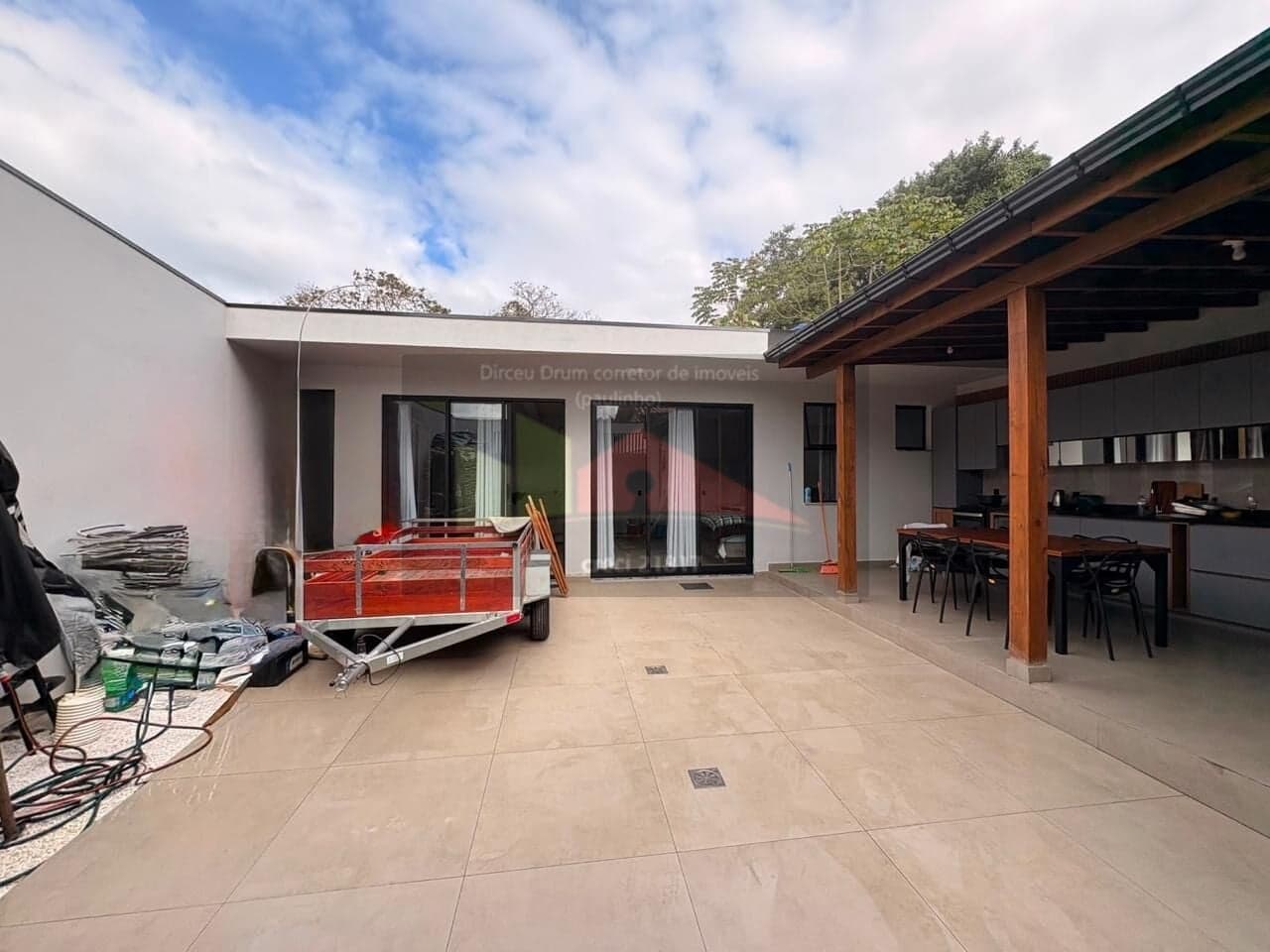 Casa a venda no bairro Ratones