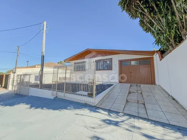 Casa no Pioneiros Catarinenses