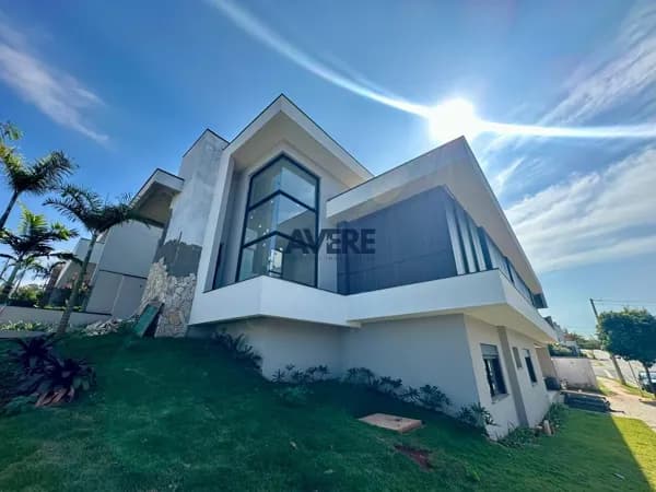 Casa em Condomínio Alto Padrão - Swiss Park Campinas - Término de construção