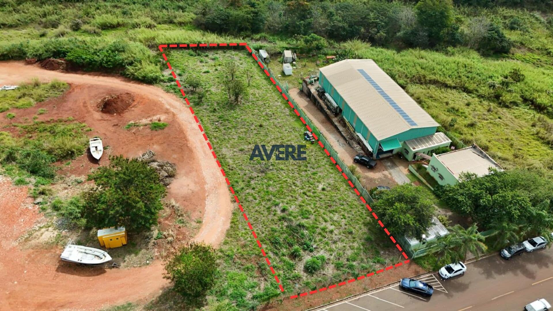 Área Industrial com 2.500m² à Venda em Paulínia - SP