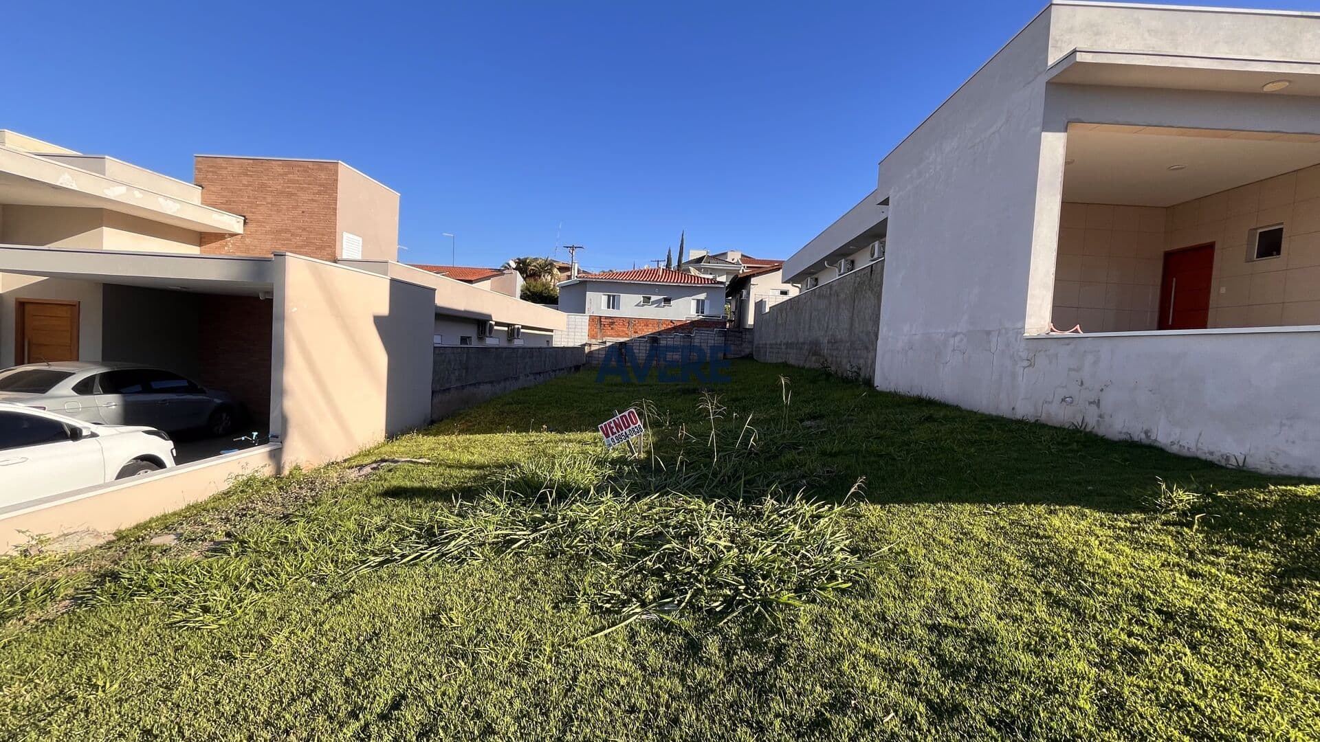 Terreno a venda no Condomínio Porto do Sol