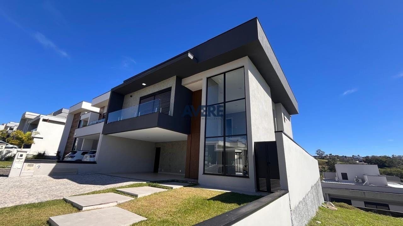 Casa a venda no Condomínio Mont Alcino