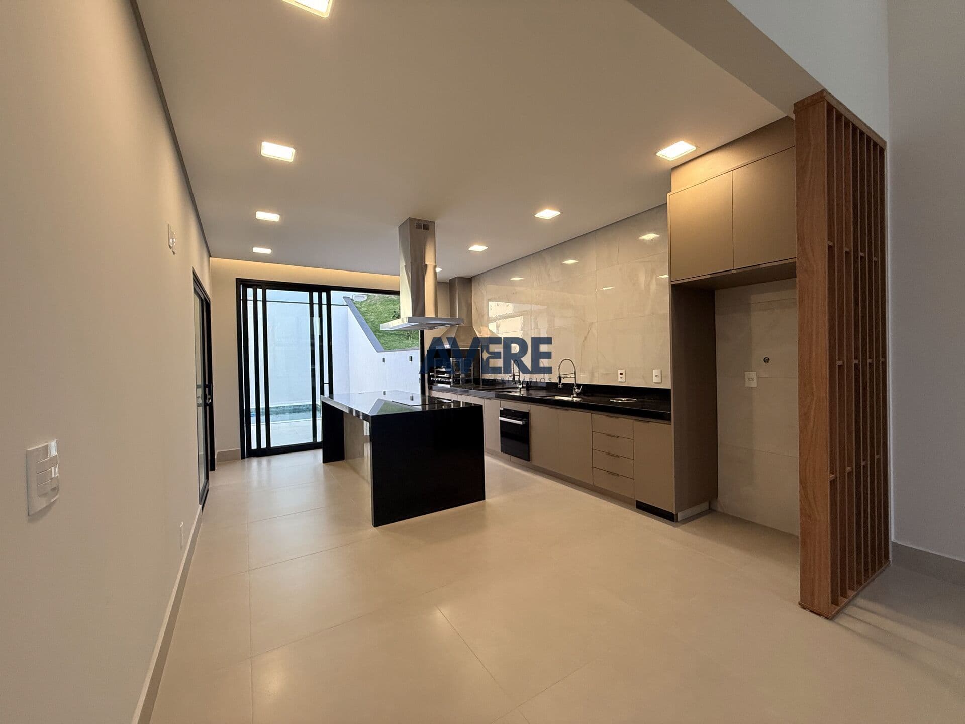 Casa térrea à venda no Condomínio Montalcino em Valinhos/SP | 202m² | 3 suítes | Piscina aquecida
