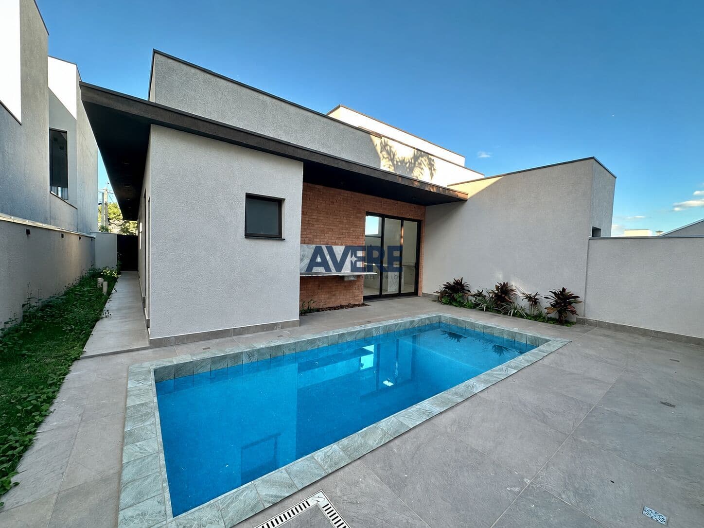 Casa Térrea em Condomínio Swiss Park - Campinas 3 suítes| piscina e espaço gourmet