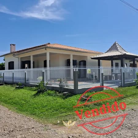 A sua casa na Praia com vista do mar todos os dias?