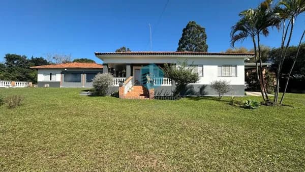 Chácara à venda com 2 casas, piscina, gourmet completo em São Pedro/SP