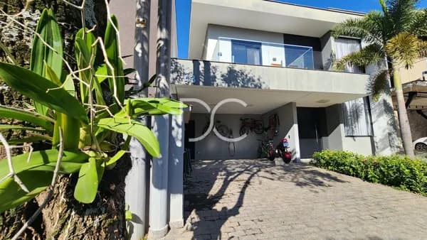 Locação Sobrado | AC 265m²| AT 275m² | 3 Suítes | 4 Ban | 4 Vagas | Piscina Aquecida | Sauna