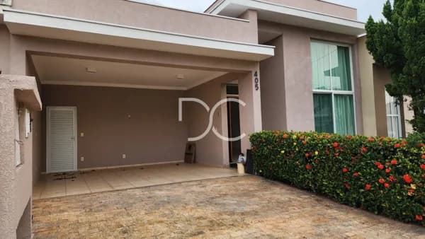 Venda Casa Térrea | AT 250m² | AC 172m² | 3 Dorm | 1 Suíte | 4 Ban | 4 Vagas