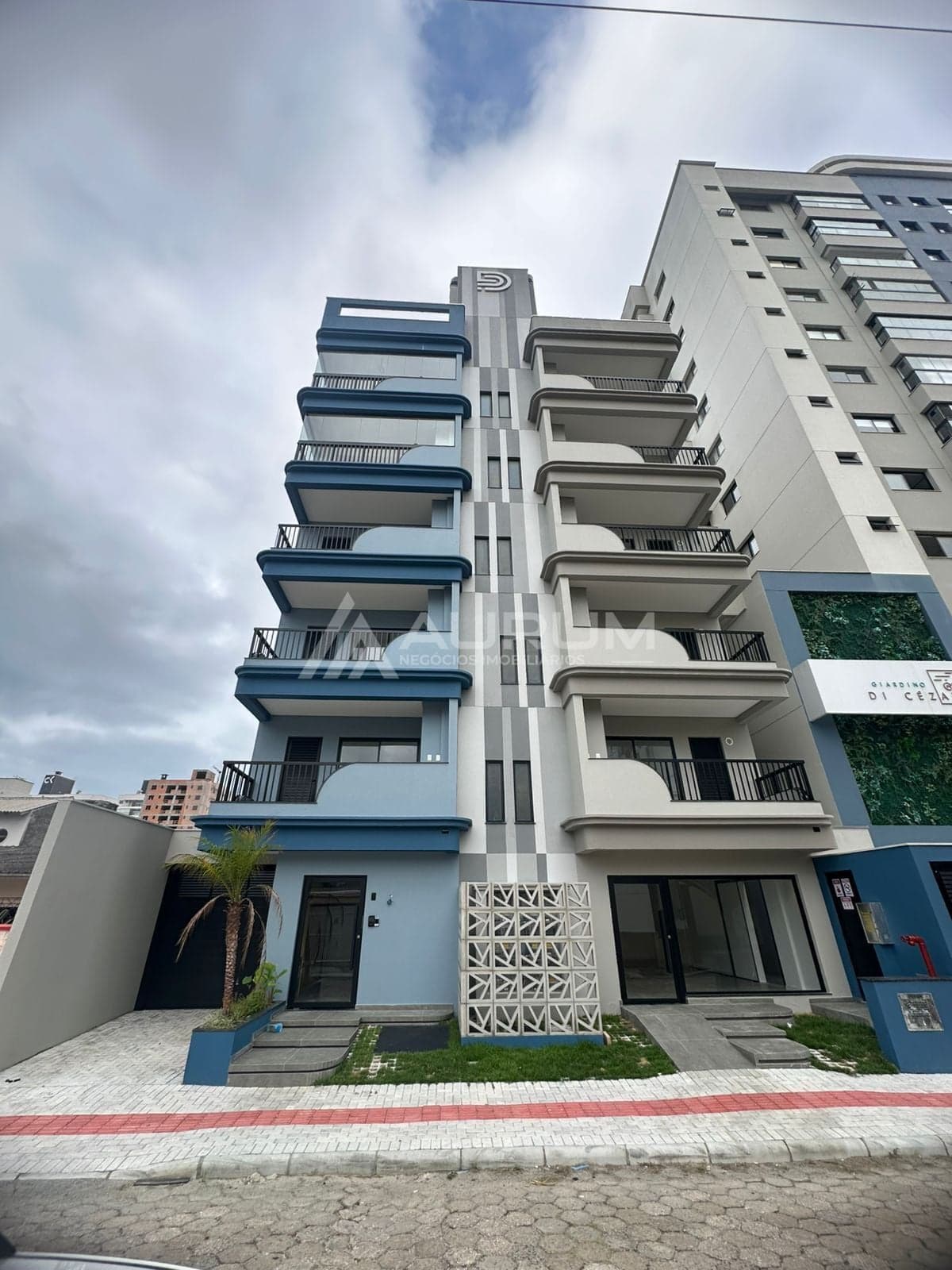 Apartamento com Vista para o Mar a apenas 150 metros da Praia