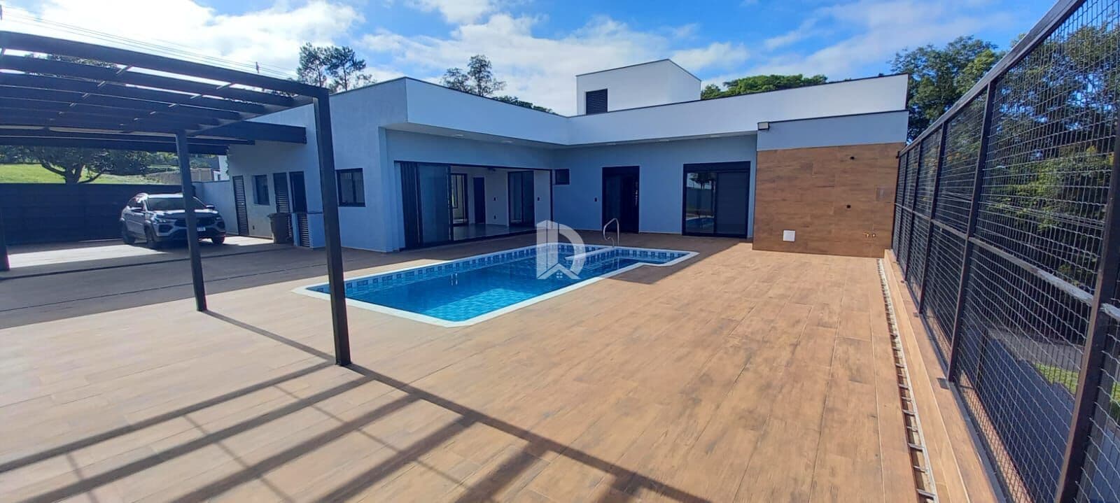 Casa de Condomínio em Araçoiaba da Serra - Centro