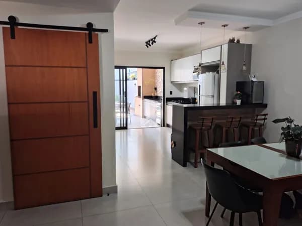 Casa de Condomínio em Sorocaba - Iporanga