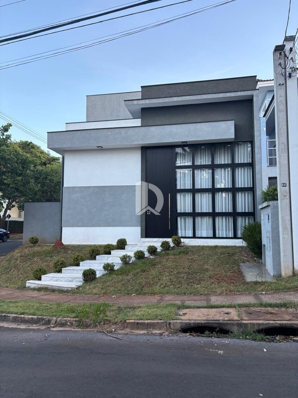 Casa de Condomínio em Sorocaba - Chácaras Reunidas São Jorge
