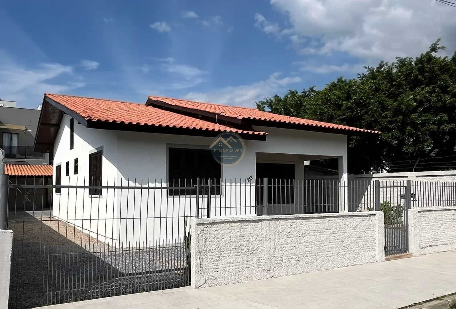Casa em Porto Belo - Jardim Dourado