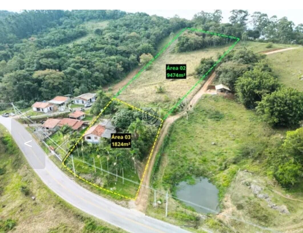 Chácara em Barreiros, Pescaria brava/SC