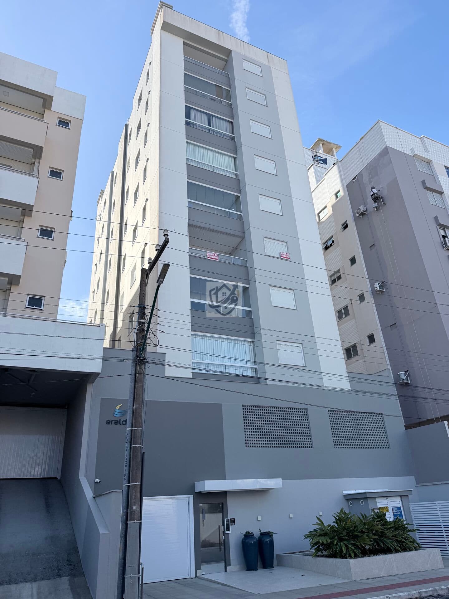 Apartamento Alto Padrão em Mar Grosso, Laguna/SC