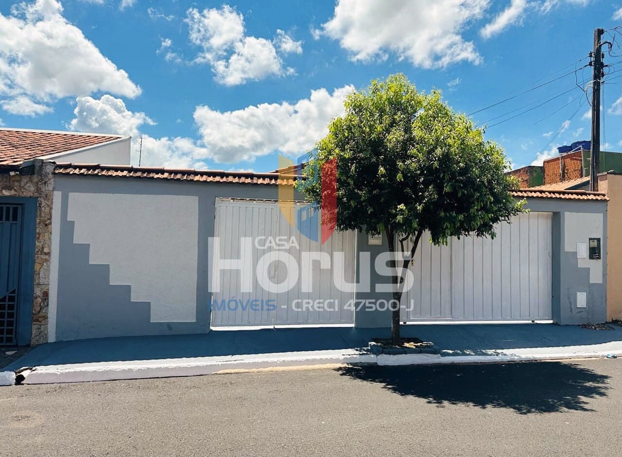 Casa à Venda no Jardim Sérgio Dornelles