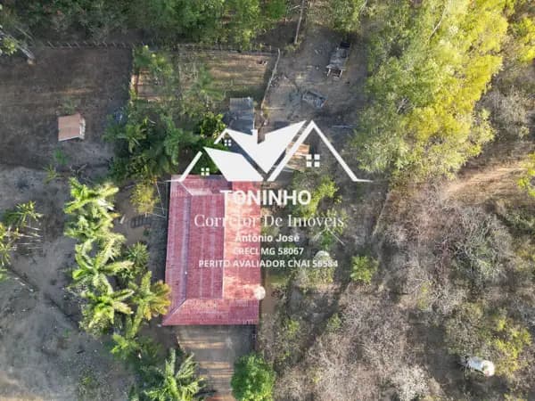 Fazenda/Sítios/Chácaras em Lagoa Grande - ZONA RURAL