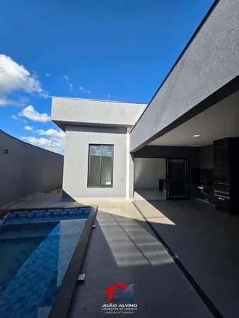 Casa à venda no Parque dos Coqueiros- FRANCA-SP