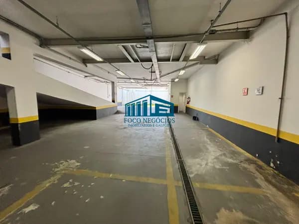 🚨🏢 OPORTUNIDADE ÚNICA PARA EMPRESAS QUE BUSCAM VISIBILIDADE, ESPAÇO E LOCALIZAÇÃO ESTRATÉGICA! 🏢🚨 ✨ AMPLO IMÓVEL COMERCIAL EM AVENIDA DE GRANDE MOVIMENTO! ✨