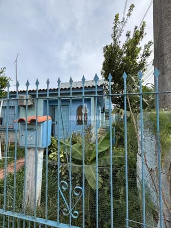 Sobrado próximo a Ufpel