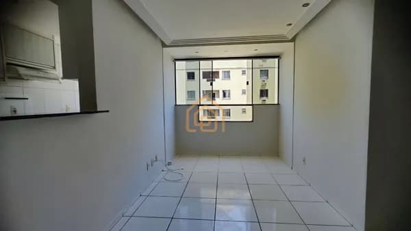 Apartamento à Venda - 2 Quartos (1 Suíte) Nascente em Lauro de Freitas-BA