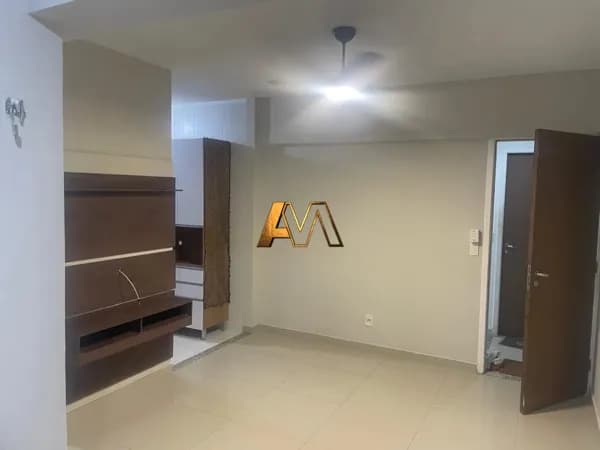 APTO 2/4 BEM LOCALIZADO NA PARALELA