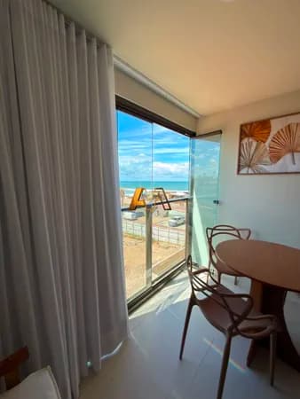 STUDIO COM MOBILIA FRENTE MAR EM PITUAÇU