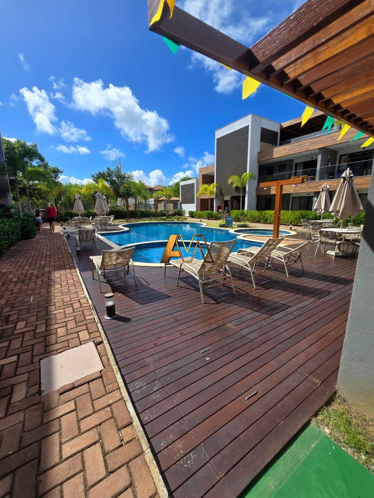 VILLAGE GARDEN COM 2 SUITES EM ITACIMIRIM