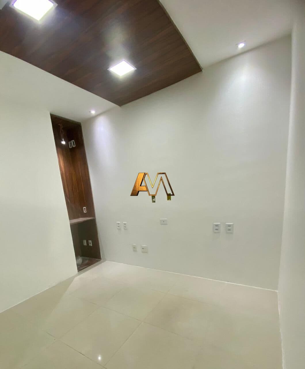 SALA BEM LOCALIZADA NO CAMINHO DAS ARVORES