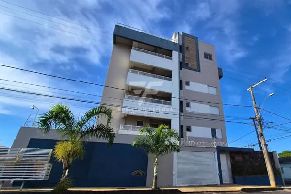 Apartamento novo à venda no Bairro Brasil — 2 quartos (1 suíte), varanda gourmet, próximo à UFU Umuarama