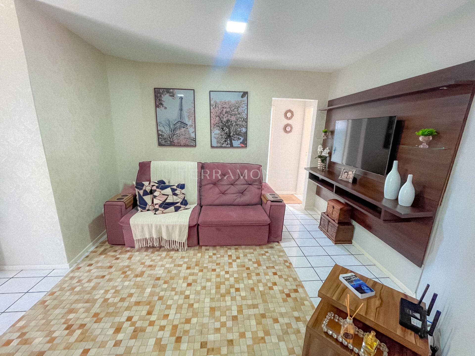 Apartamento próximo à praia com elevador no Mar Grosso