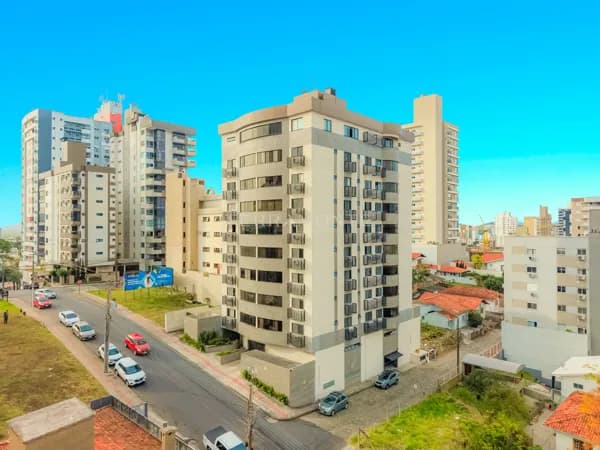 114 m² no Centro com suíte e elevador