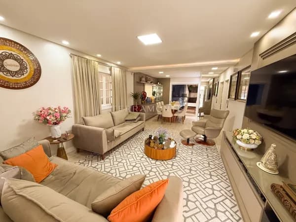 Casa mobiliada no Centro com área gourmet completa