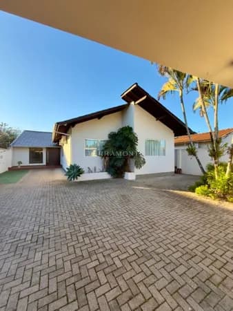 Casa com Vista para o Rio Tubarão
