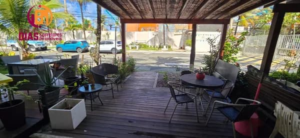 Alugo Casa duplex com 90m2 mobiliada e decorada com varanda gourmet, 3/4, 1 suíte, 2 vagas, em condomínio infraestrutura- Patamares/SSA/BA.