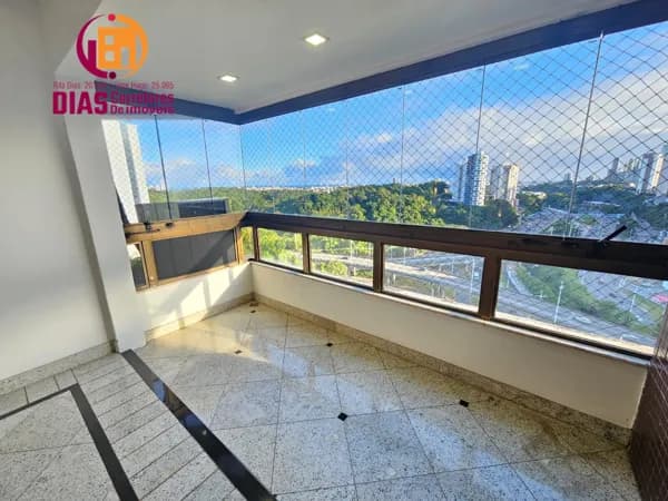 Vendo em oportunidade Apartamento Mansão com 132m2, varanda vista mar, 3/4, dependência, 2 vagas, total infraestrutura no Alto do Itaigara - Salvador/Ba.