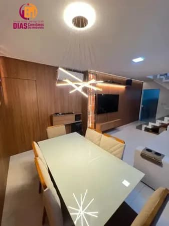 Vendo linda Casa com piscina privativa e no condomínio com 4 suítes amplas, reformada pronta para entrar, vagas - Buraquinhos- Lauro de Freitas/Ba