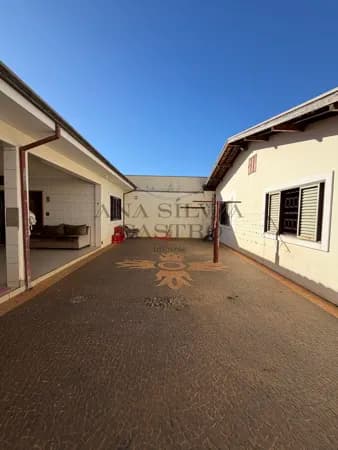 Casa em Jardim Buzolin, Araras/SP