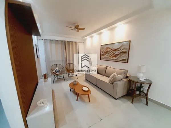 APARTAMENTO REFORMADO EM PITANGUEIRAS / 250 METROS DO MAR