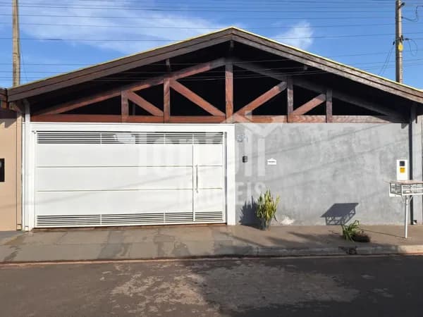 Casa em Bebedouro - Chácaras Parati